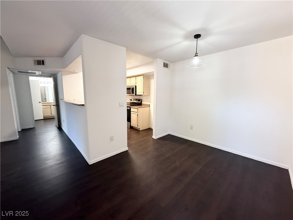 555 East Silverado Ranch Boulevard 2151 Property Photo 4