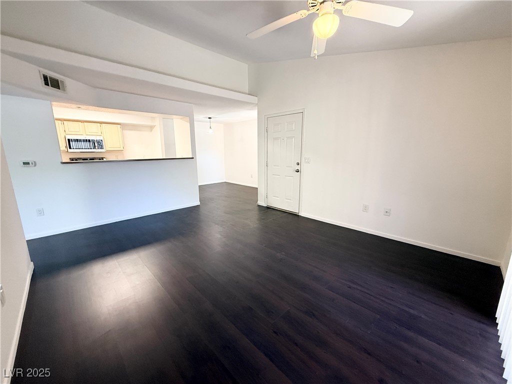 555 East Silverado Ranch Boulevard 2151 Property Photo 11