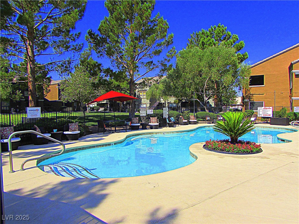 555 East Silverado Ranch Boulevard 2151 Property Photo 19