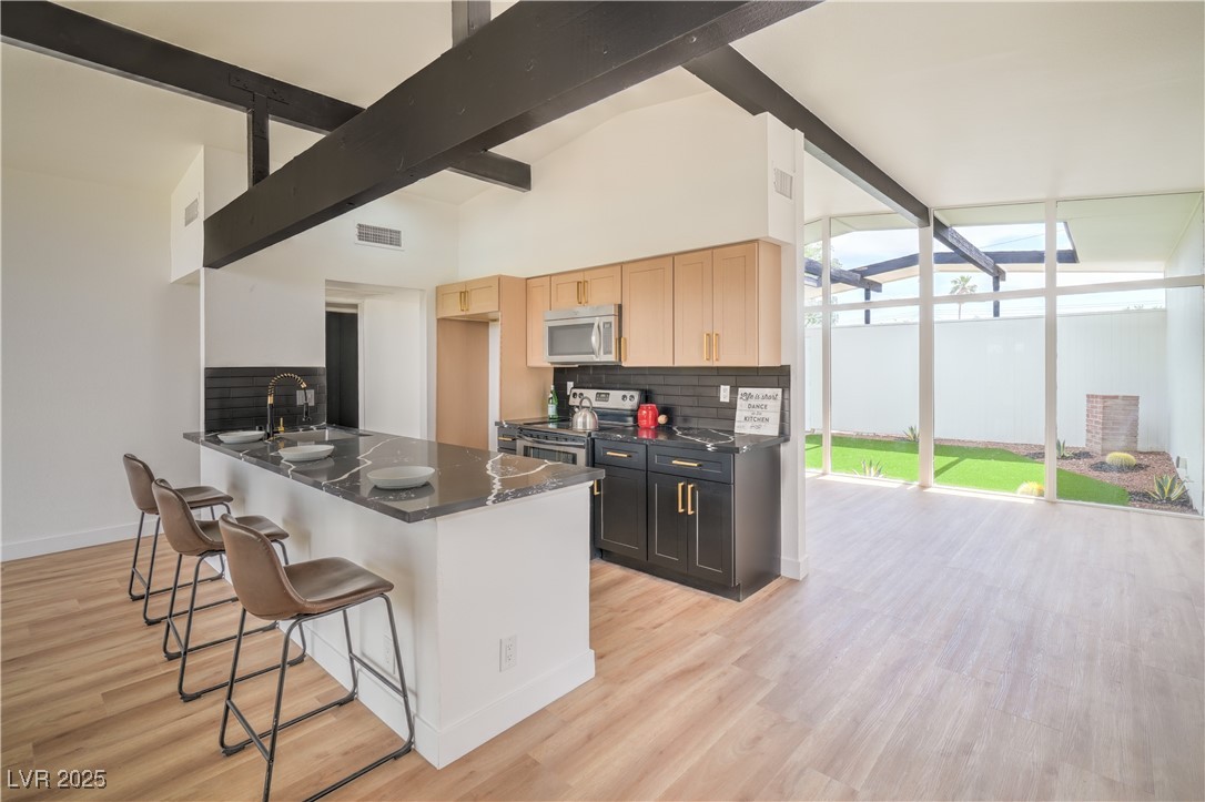 6320 Dayton Avenue Property Photo