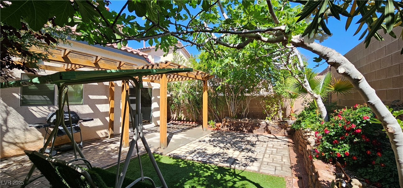 3131 Binaggio Court Property Photo 10
