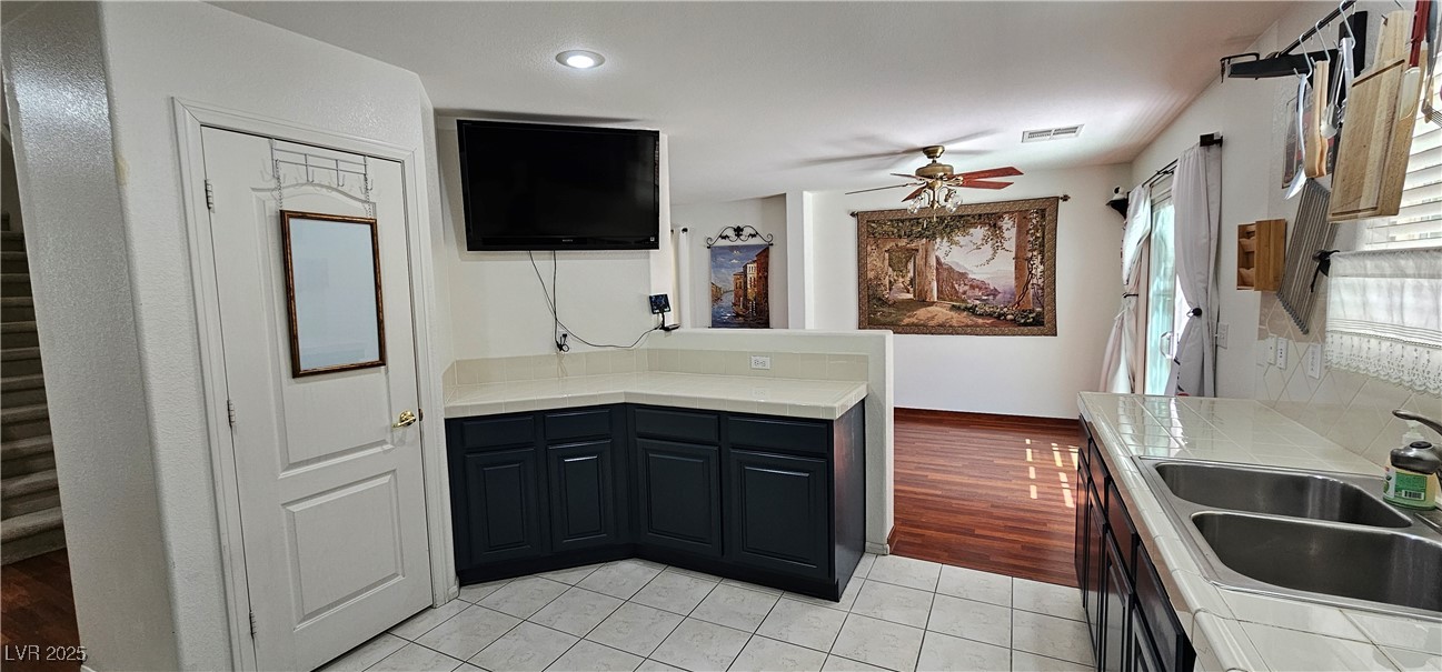 3131 Binaggio Court Property Photo 17