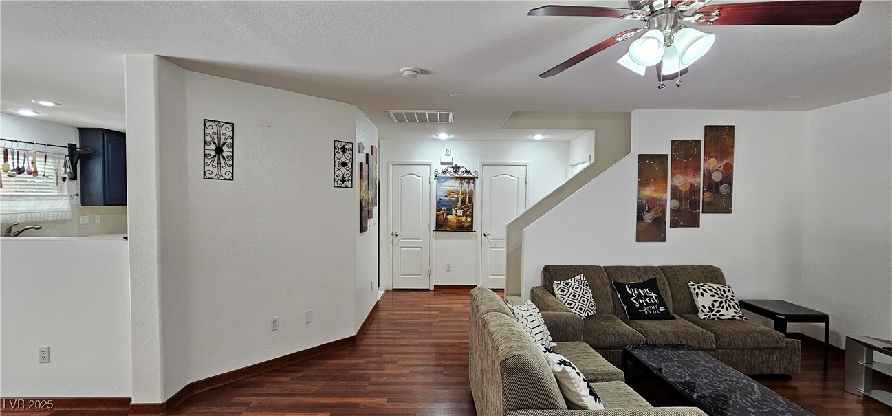 3131 Binaggio Court Property Photo 24