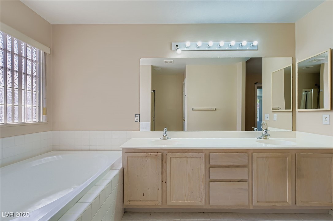 3136 Jane Austin Avenue Property Photo 20