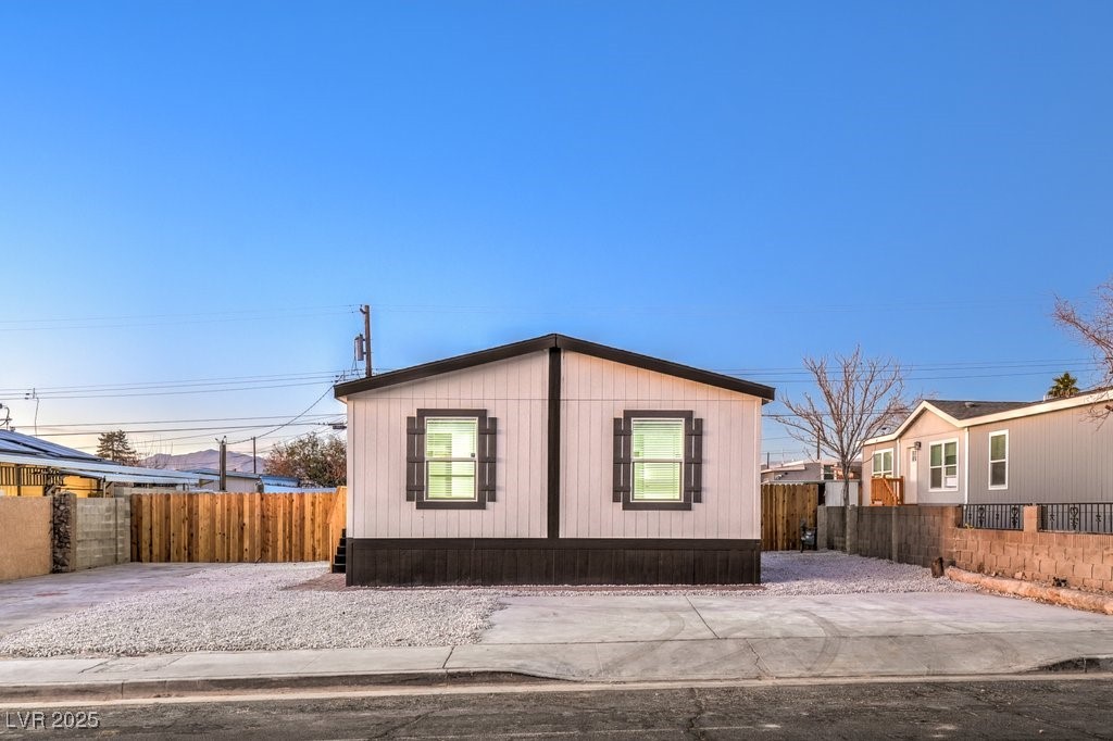 6240 Yellowstone Avenue Property Photo