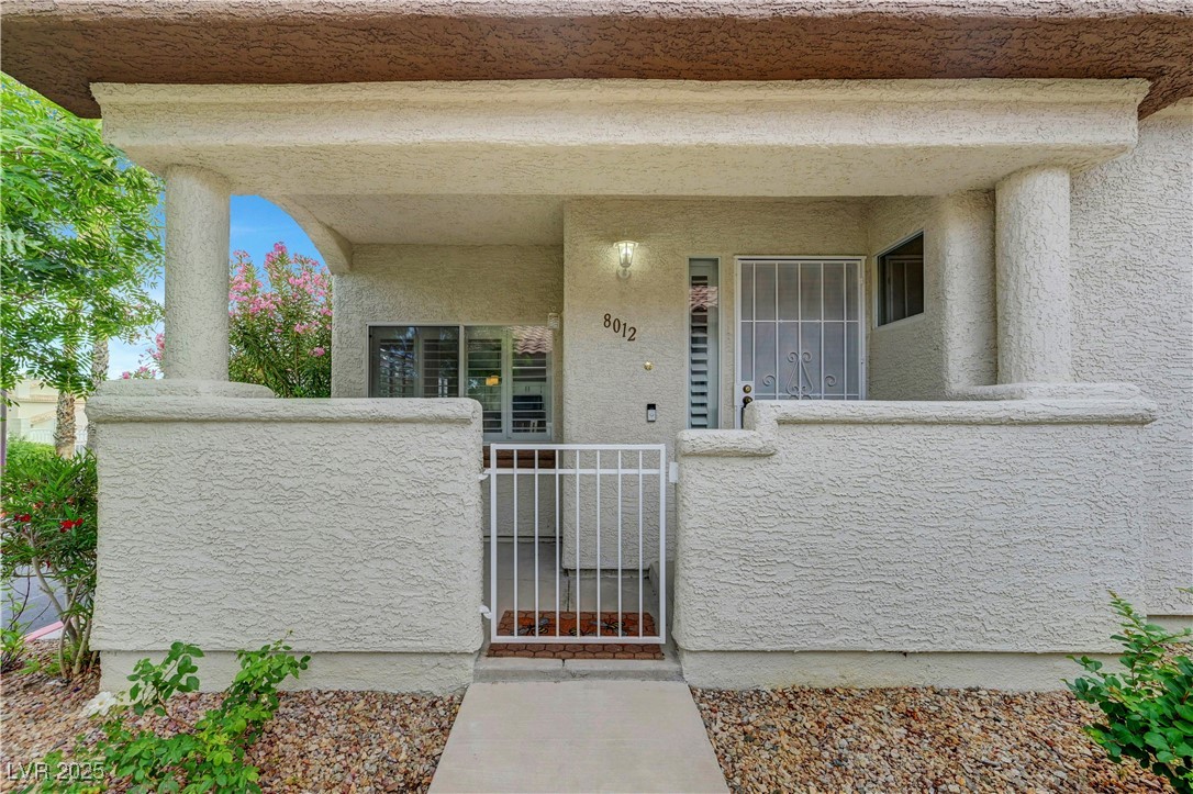 8012 Desire Avenue Property Photo 1