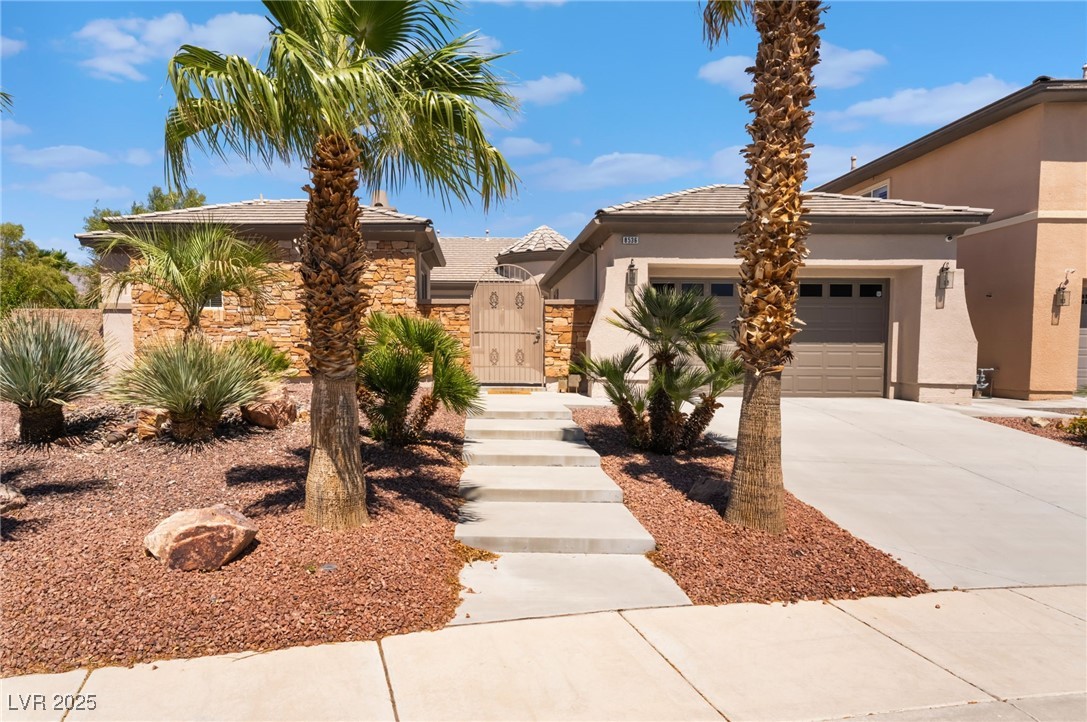8536 Grand Palms Circle Property Photo 2