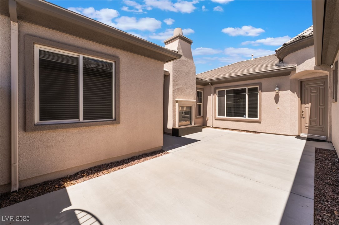 8536 Grand Palms Circle Property Photo 5