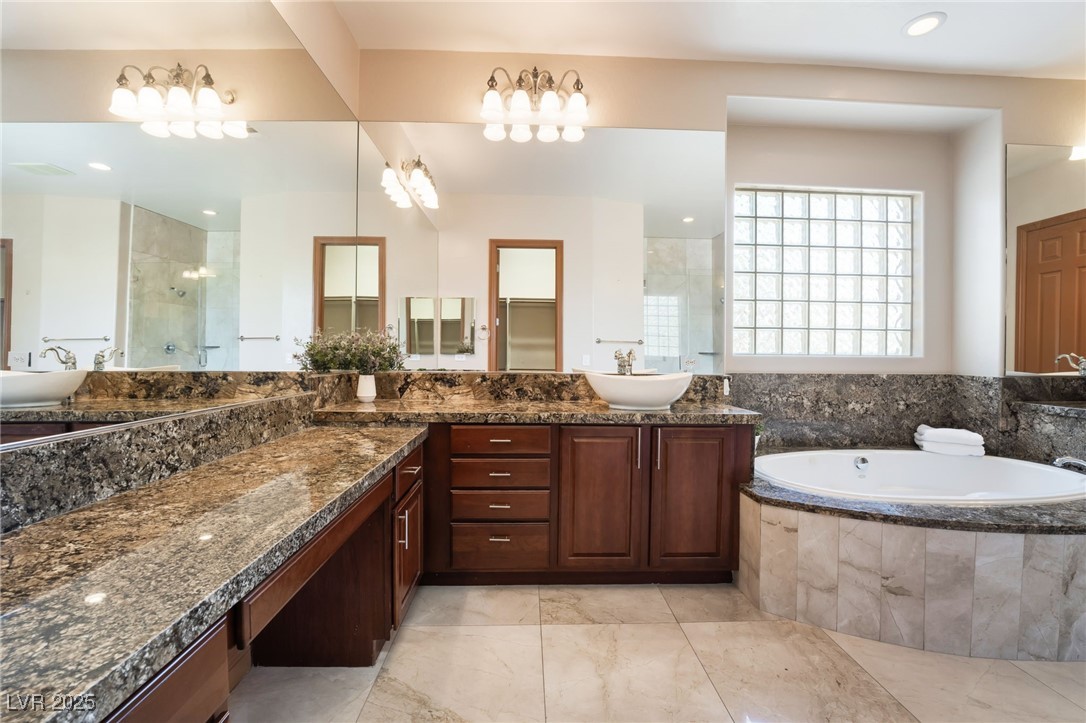 8536 Grand Palms Circle Property Photo 33