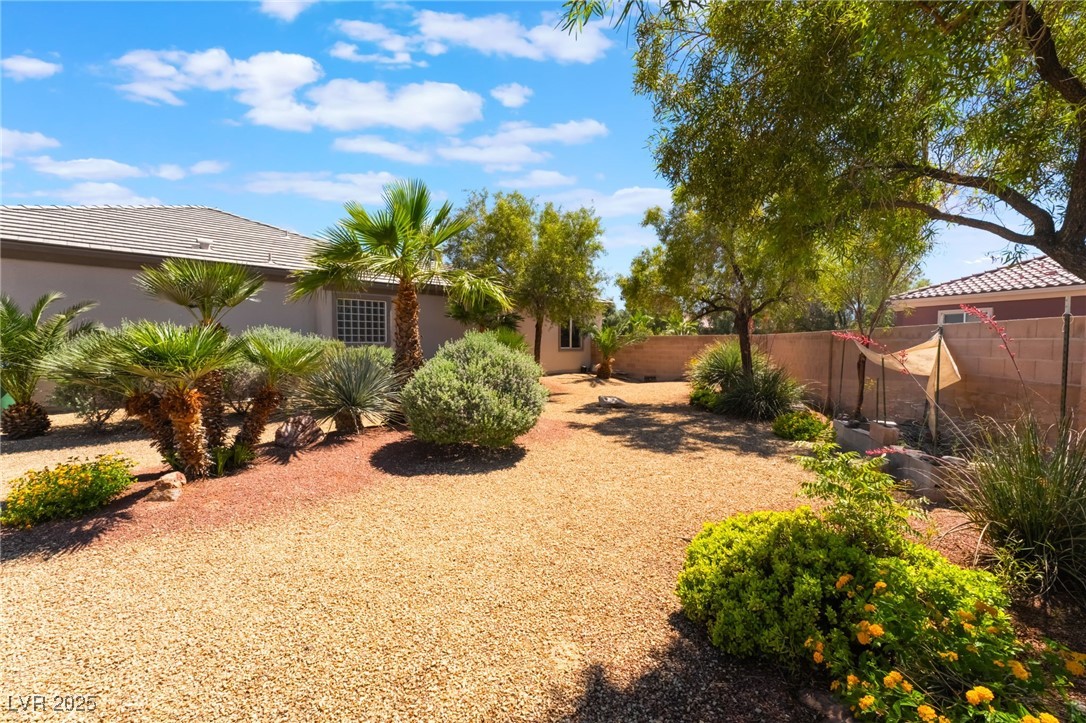 8536 Grand Palms Circle Property Photo 54