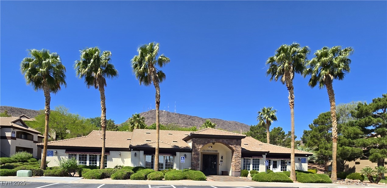 231 West HORIZON RIDGE Parkway 327