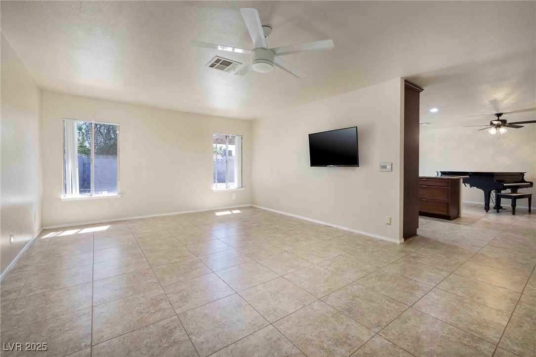 616 Fernbrook Drive Property Photo 8