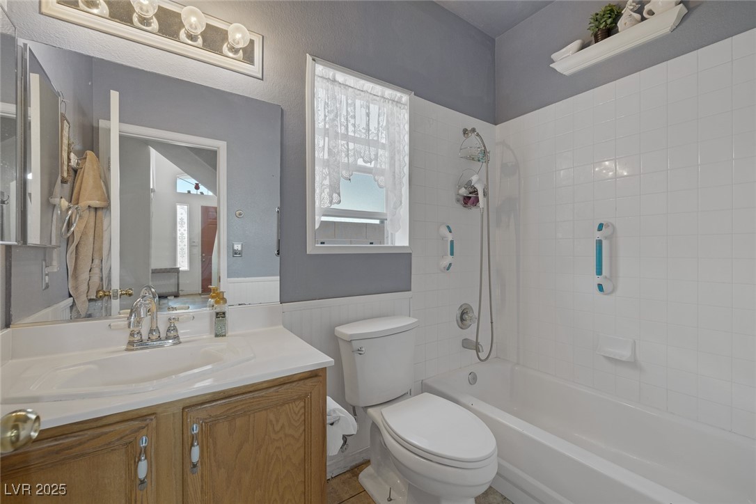 2147 Bridle Wreath Lane Property Photo 18