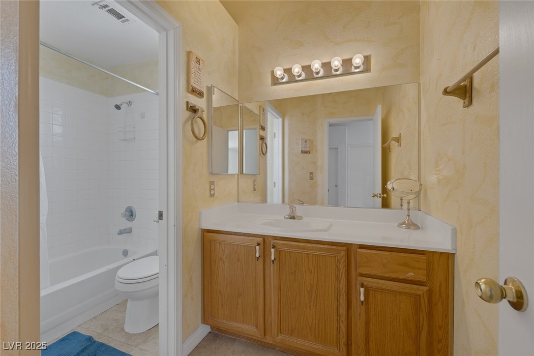 2147 Bridle Wreath Lane Property Photo 26