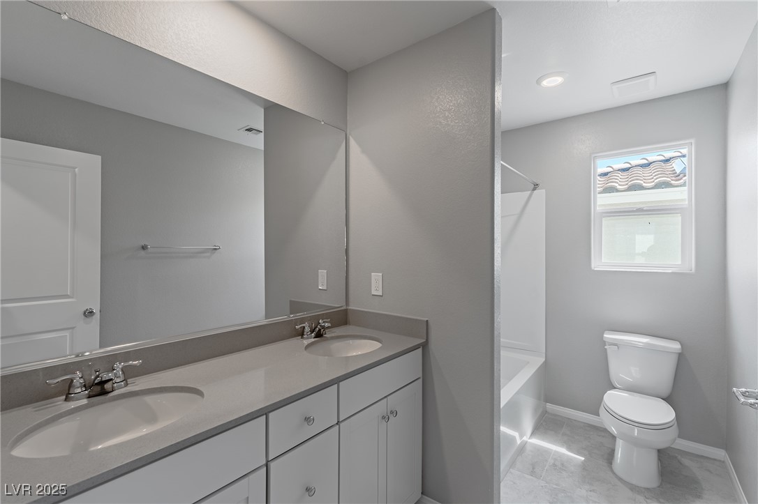 4589 Swimming Minnow Avenue Property Photo 32