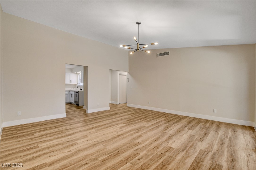 4533 Diamond Head Drive Property Photo 6