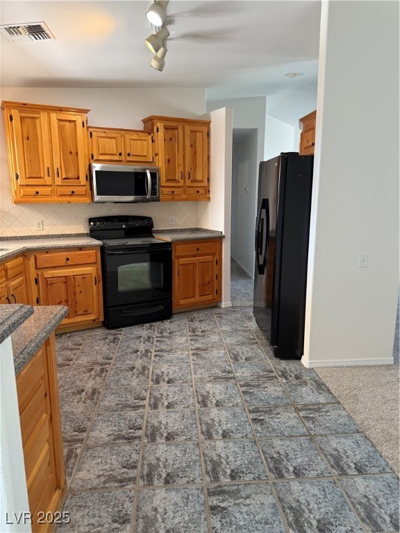 311 Glenoaks Street Property Photo 4