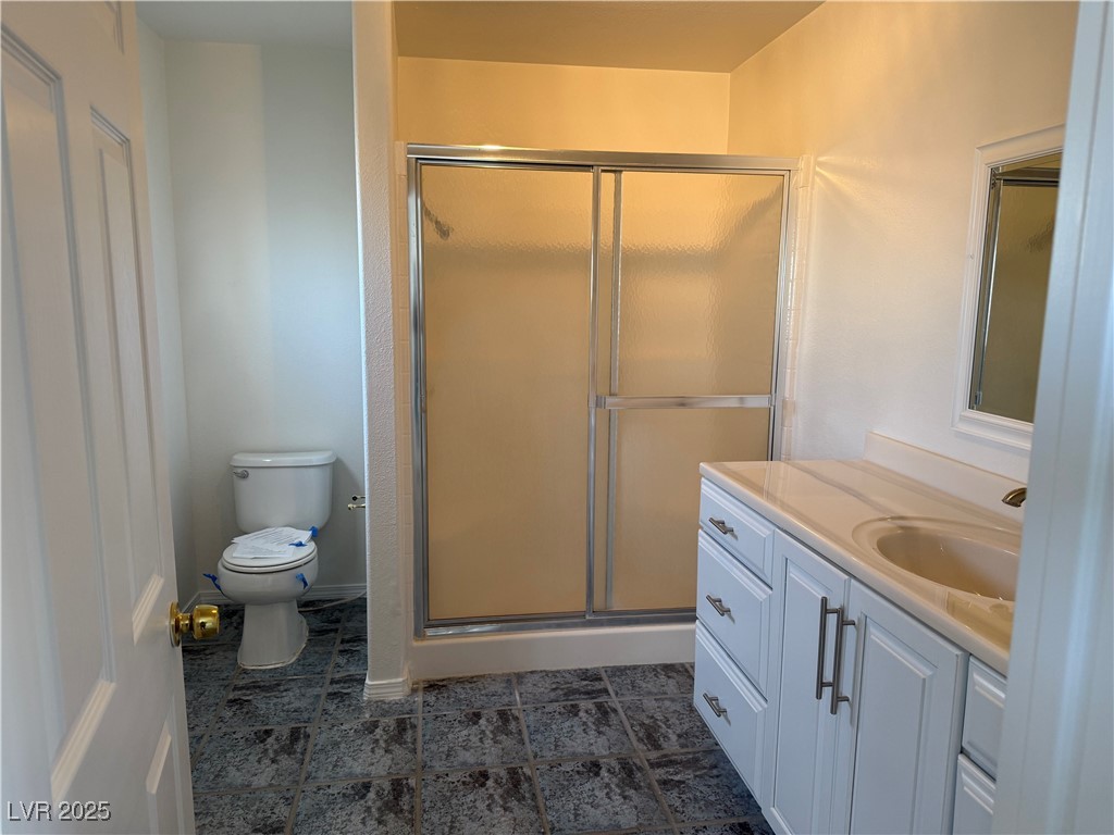 311 Glenoaks Street Property Photo 12