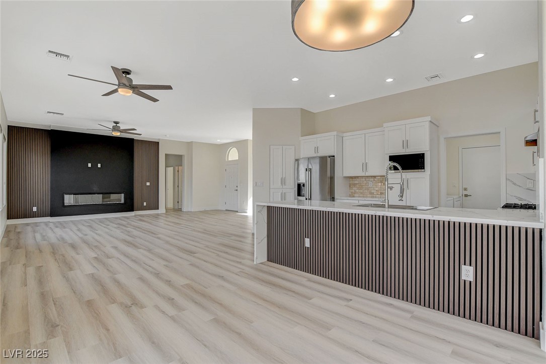 10100 Folsom Drive Property Photo 17