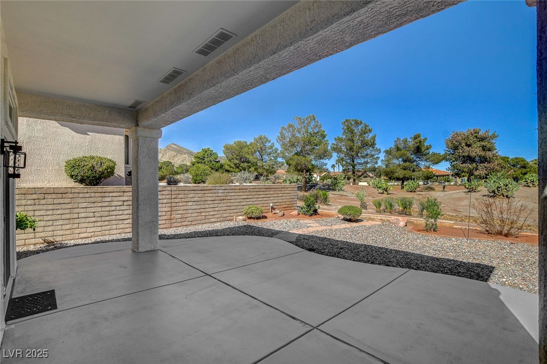 10100 Folsom Drive Property Photo 44