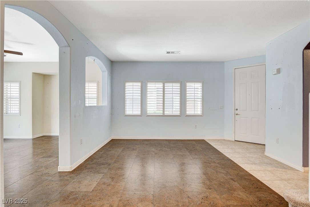 9303 Gilcrease Avenue 1056 Property Photo 7