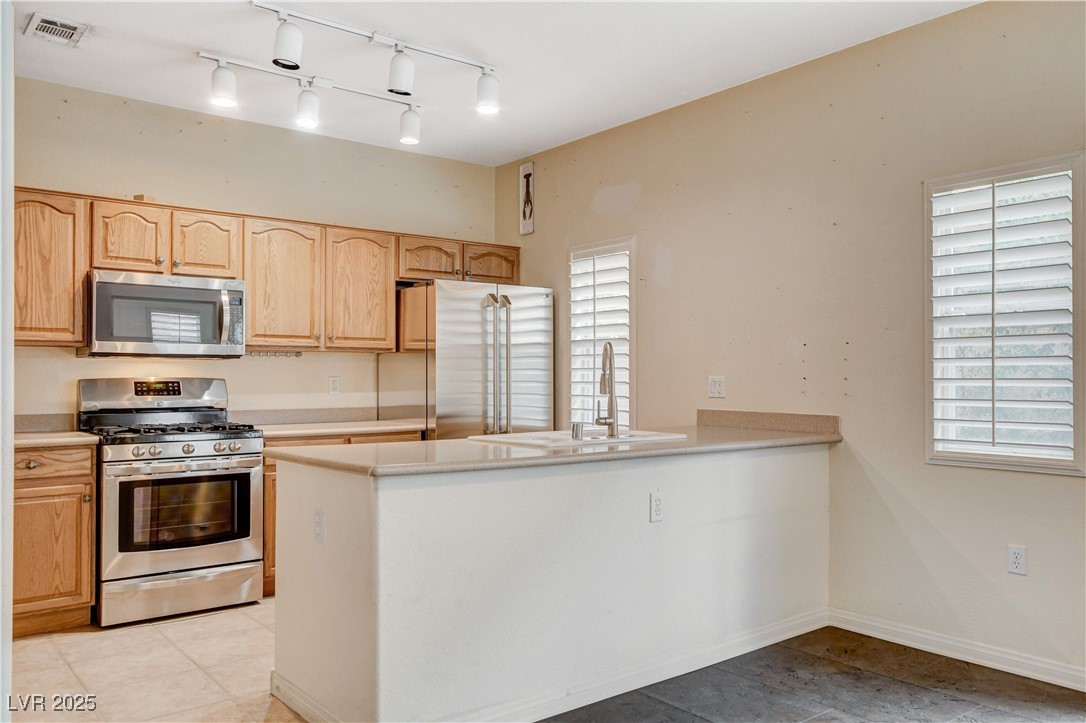 9303 Gilcrease Avenue 1056 Property Photo 14