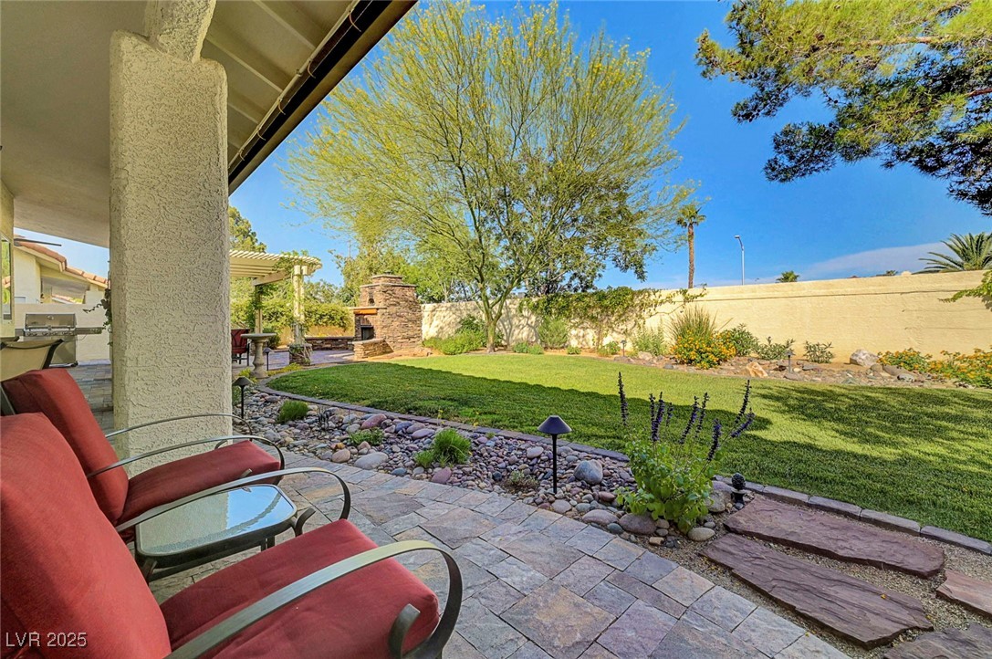 1432 Castle Crest Drive Property Photo 75