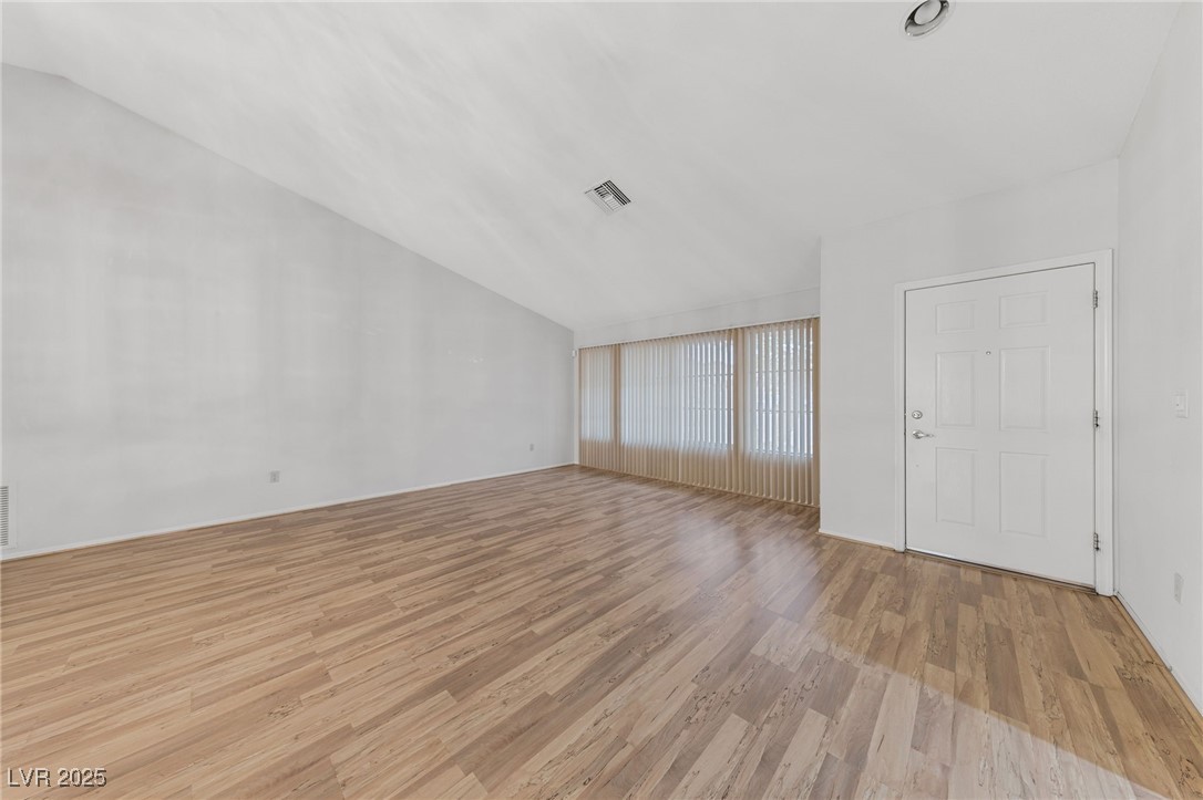 9917 Arbuckle Drive Property Photo 8