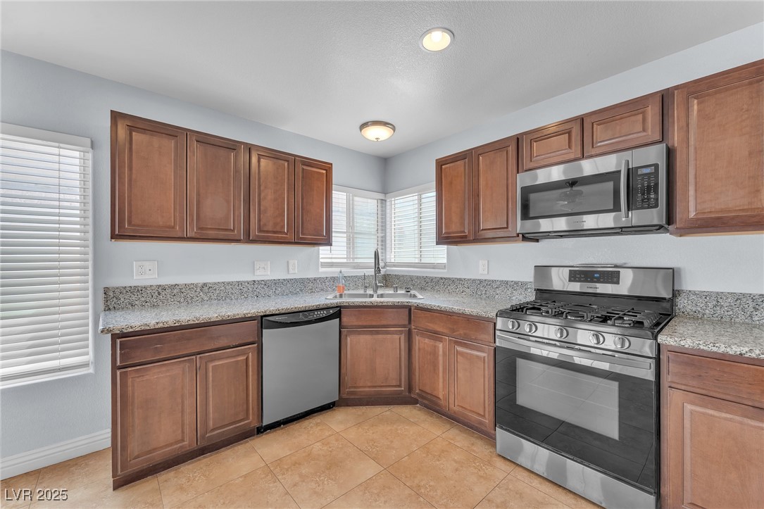 503 Credence Avenue Property Photo 7