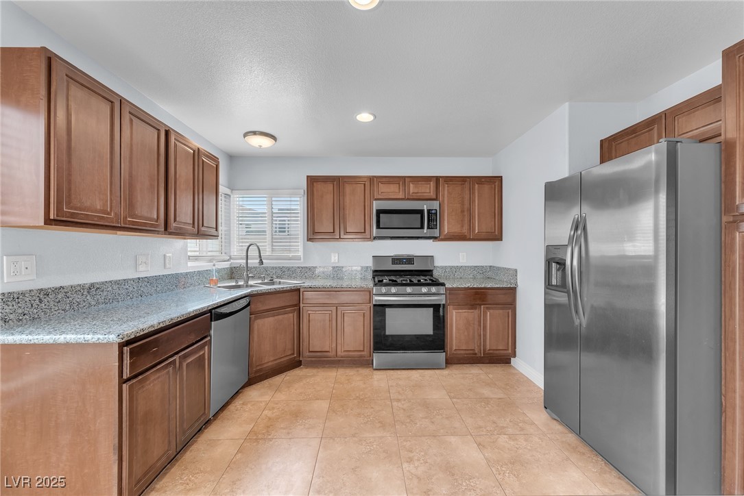 503 Credence Avenue Property Photo 8