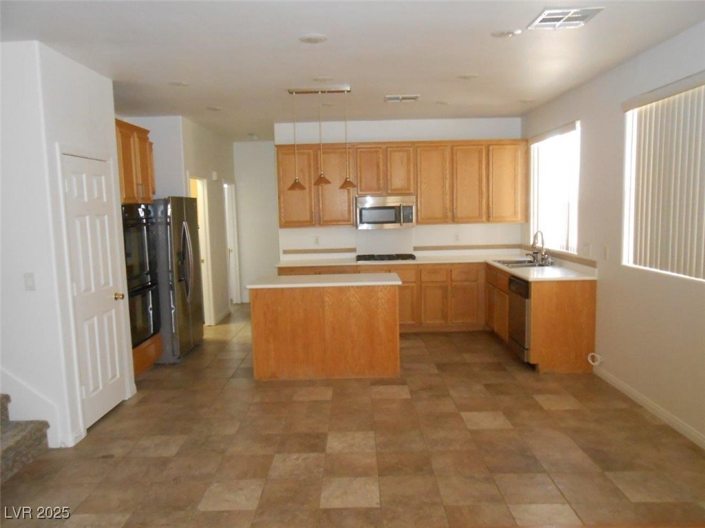 11026 Ashboro Avenue Property Photo 6