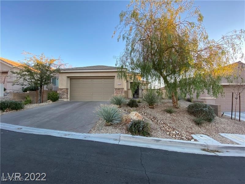 2615 Lochleven Way Property Photo