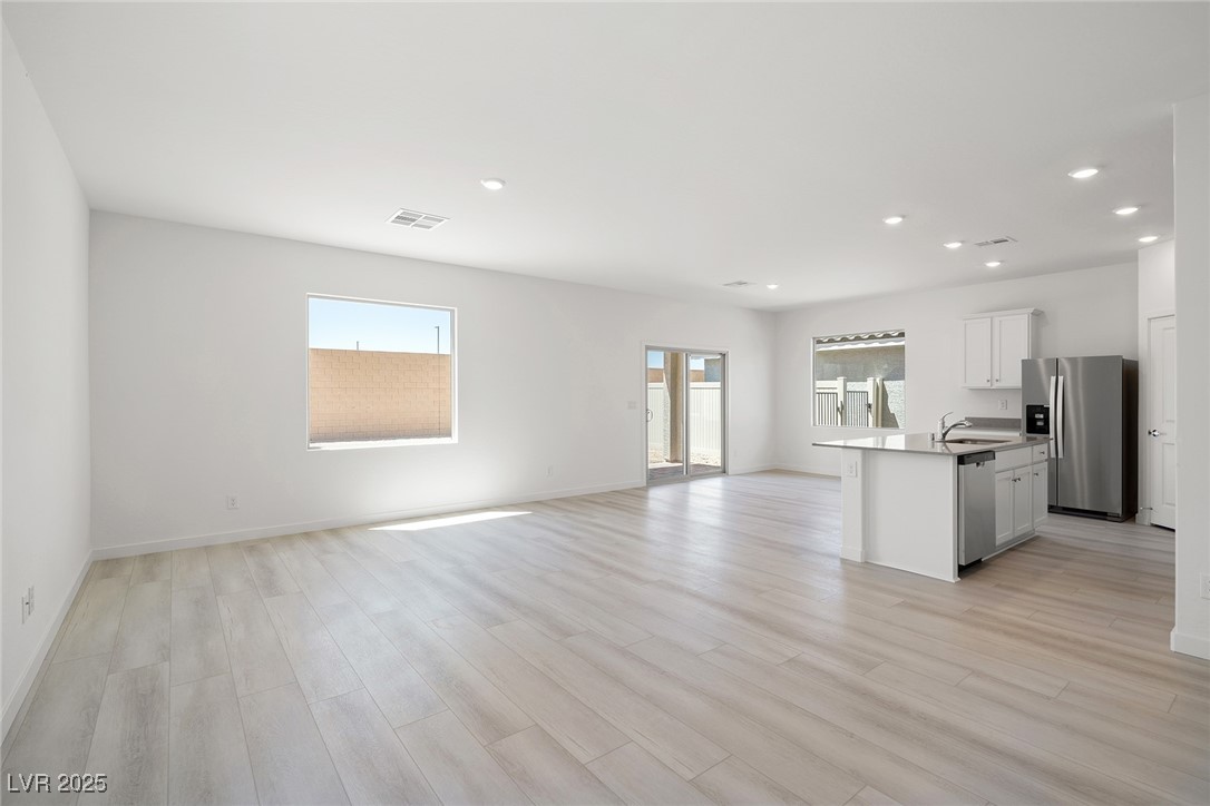 6712 Violet Cascade Avenue Property Photo 4