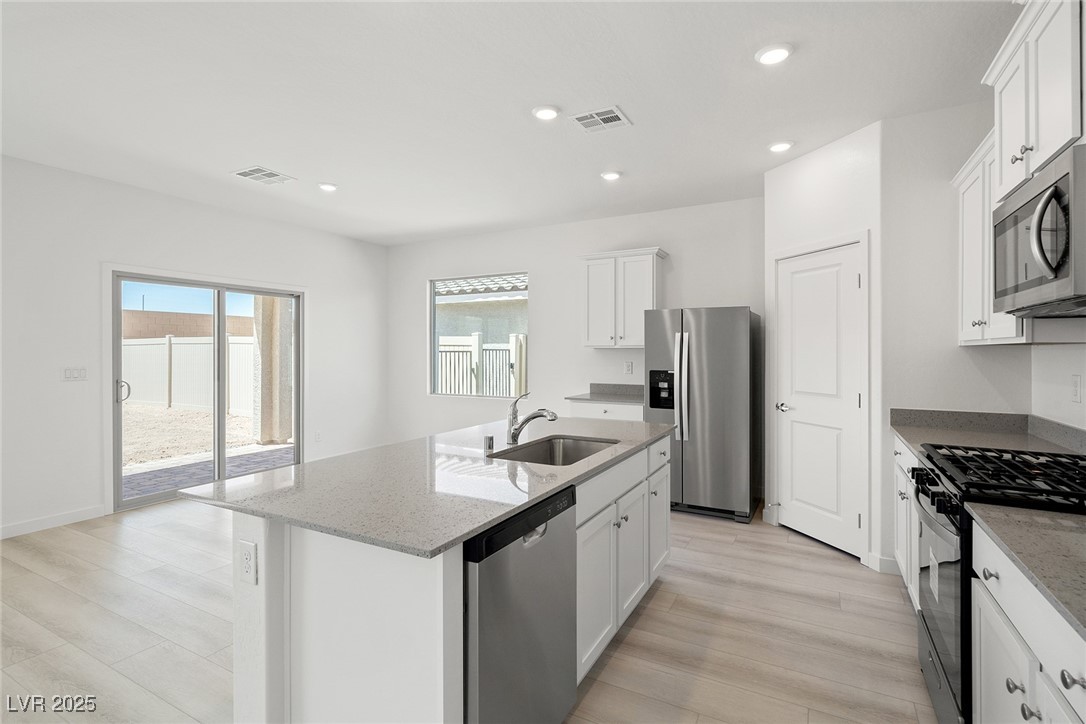 6712 Violet Cascade Avenue Property Photo 11