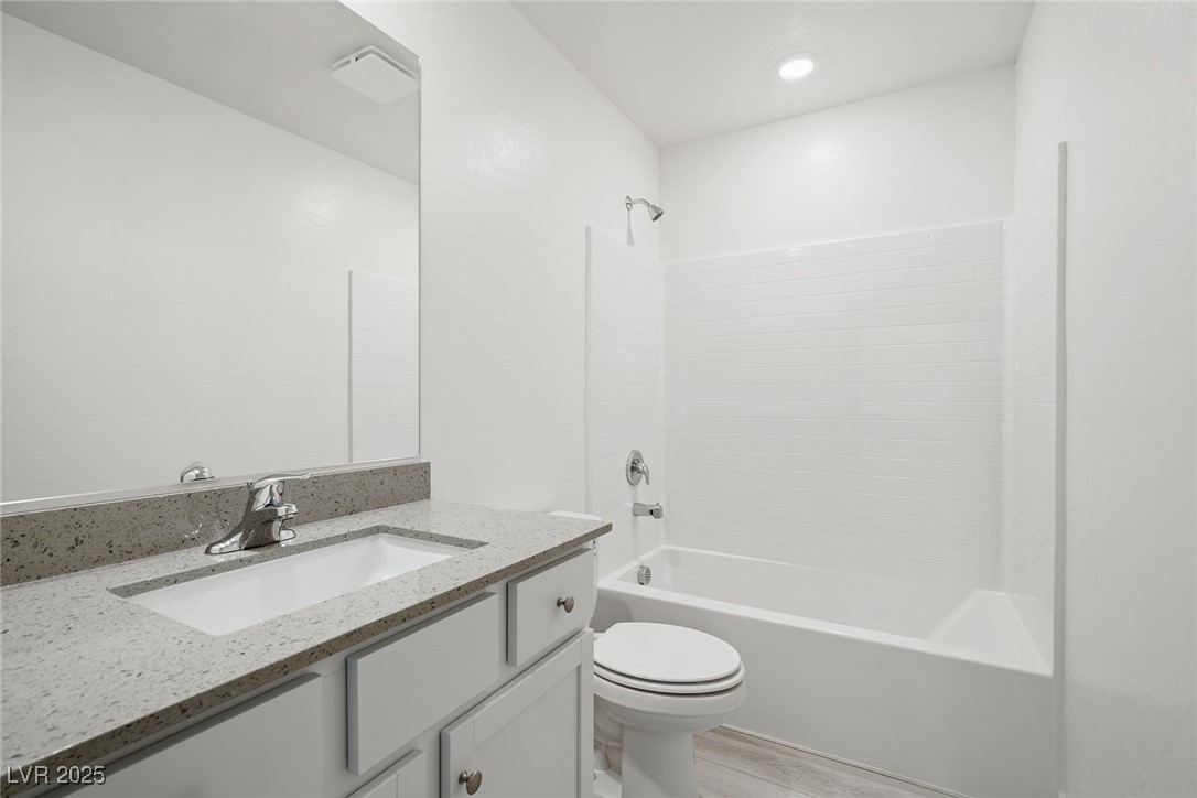 6712 Violet Cascade Avenue Property Photo 19