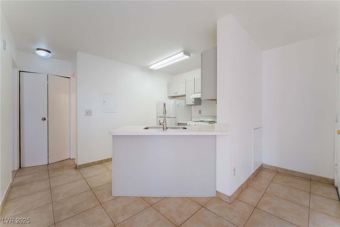 440 Elm Drive 103 Property Photo 6
