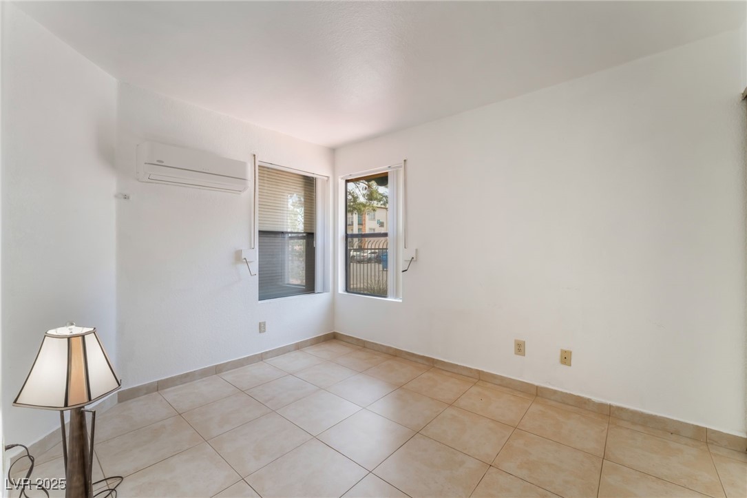 440 Elm Drive 103 Property Photo 11