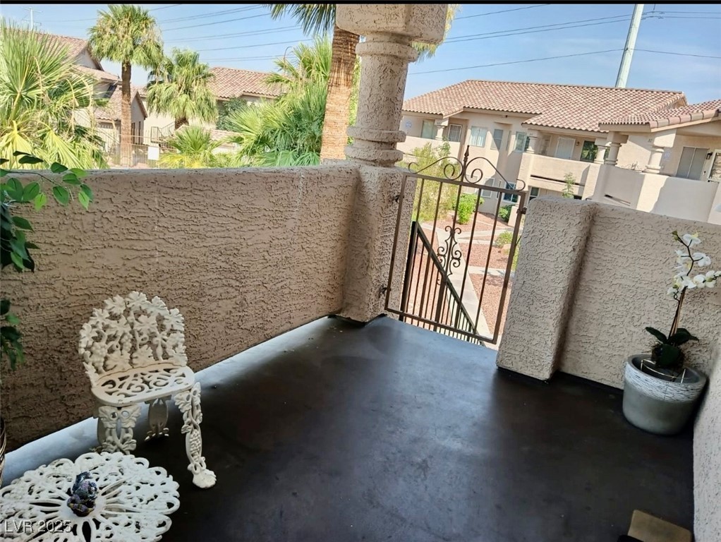 1320 Driscoll Drive 202 Property Photo 6