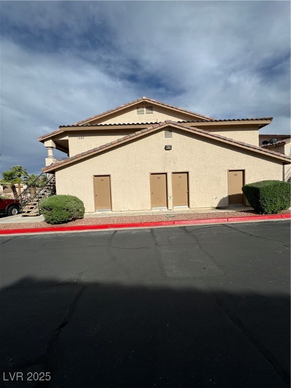 1320 Driscoll Drive 202 Property Photo 27