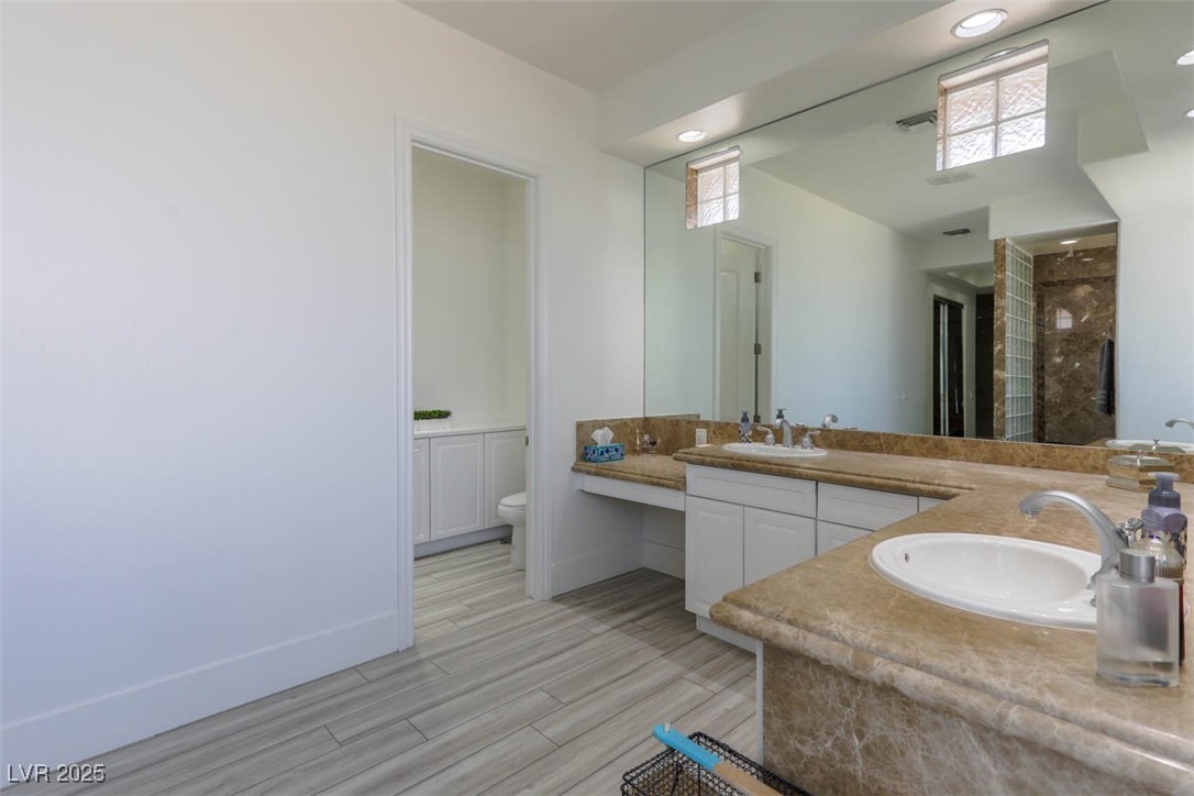 271 East Shelbourne Avenue Property Photo 27