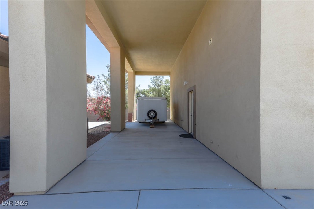 271 East Shelbourne Avenue Property Photo 46