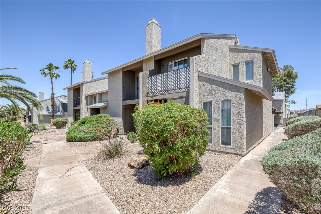 526 Sellers Place Property Photo 2