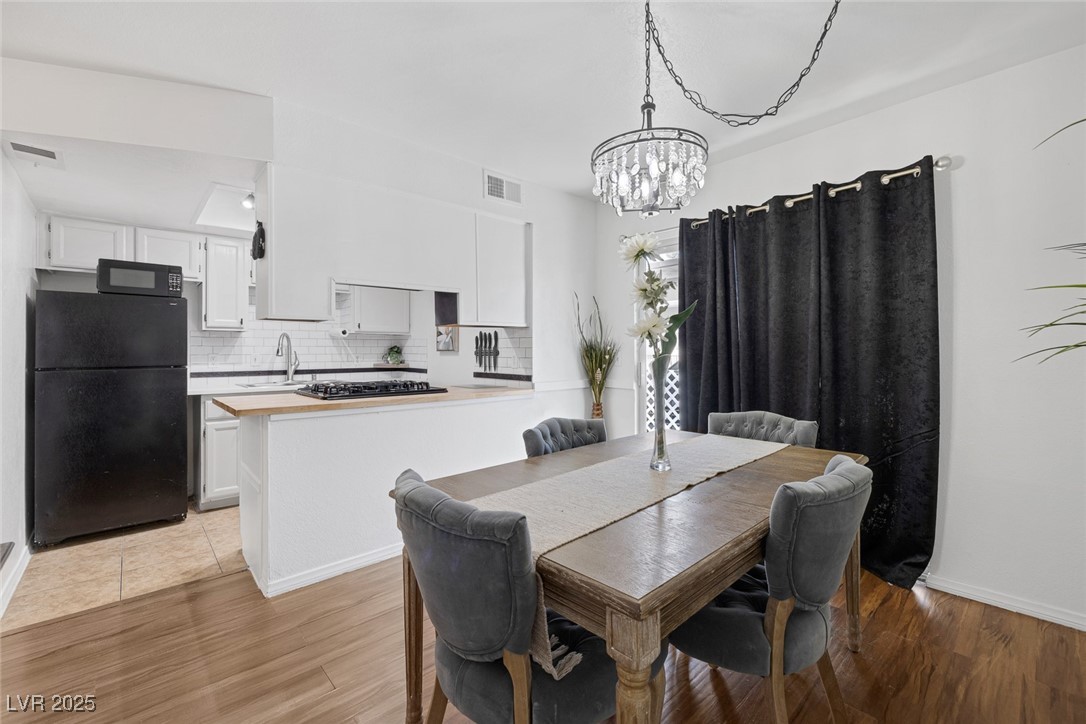 526 Sellers Place Property Photo 11