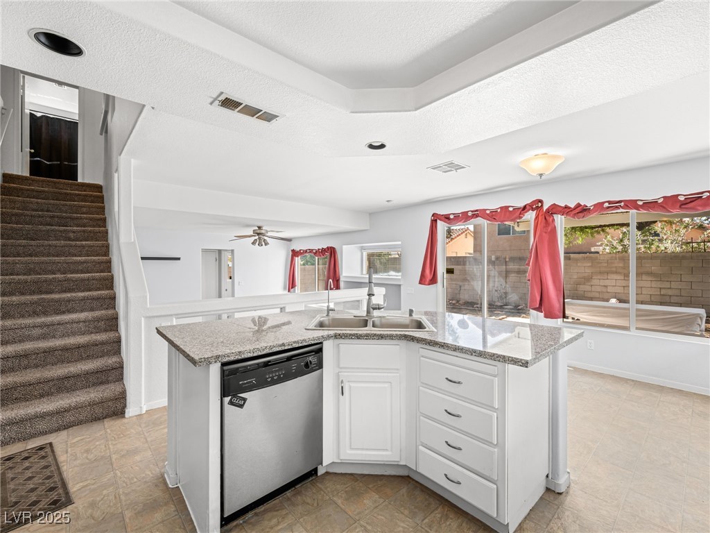 8733 Country Pines Avenue Property Photo 12