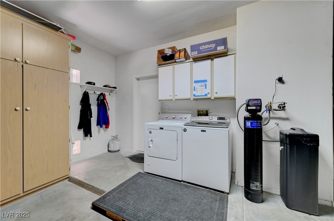 2805 Hanging Rock Drive Property Photo 48