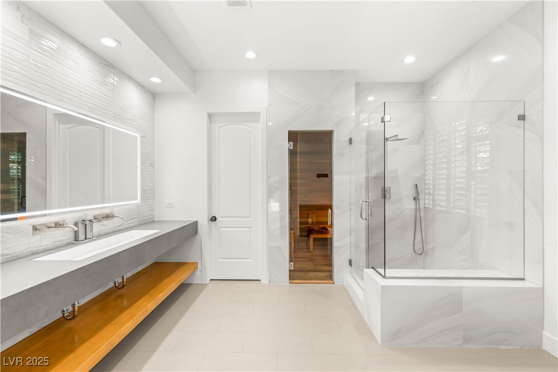 2240 Boutique Avenue Property Photo 41