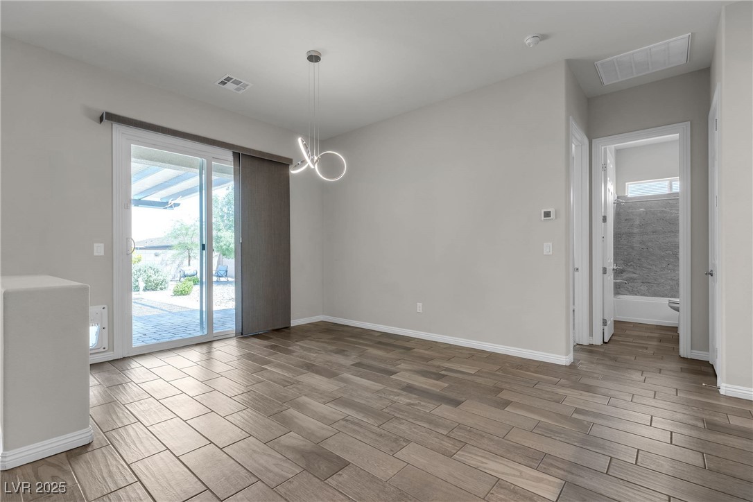7072 Arabian Ridge Street Property Photo 9