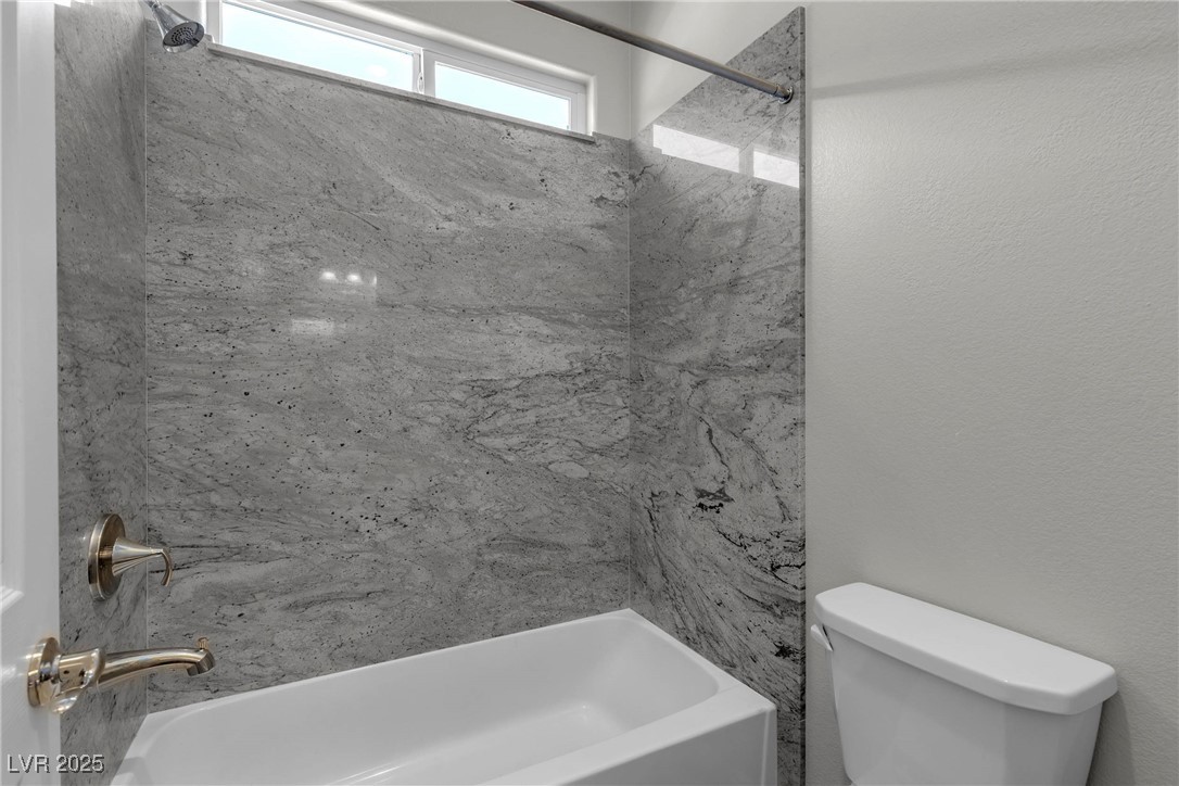 7072 Arabian Ridge Street Property Photo 23