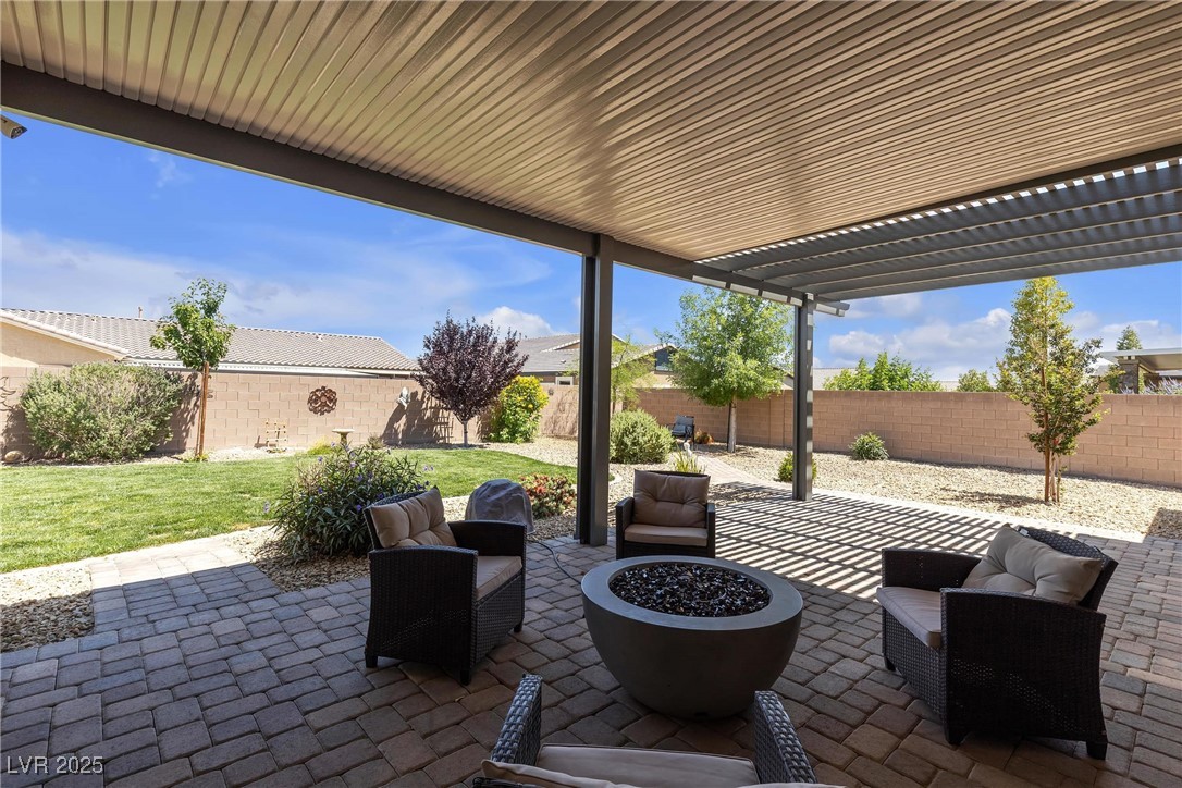 7072 Arabian Ridge Street Property Photo 36
