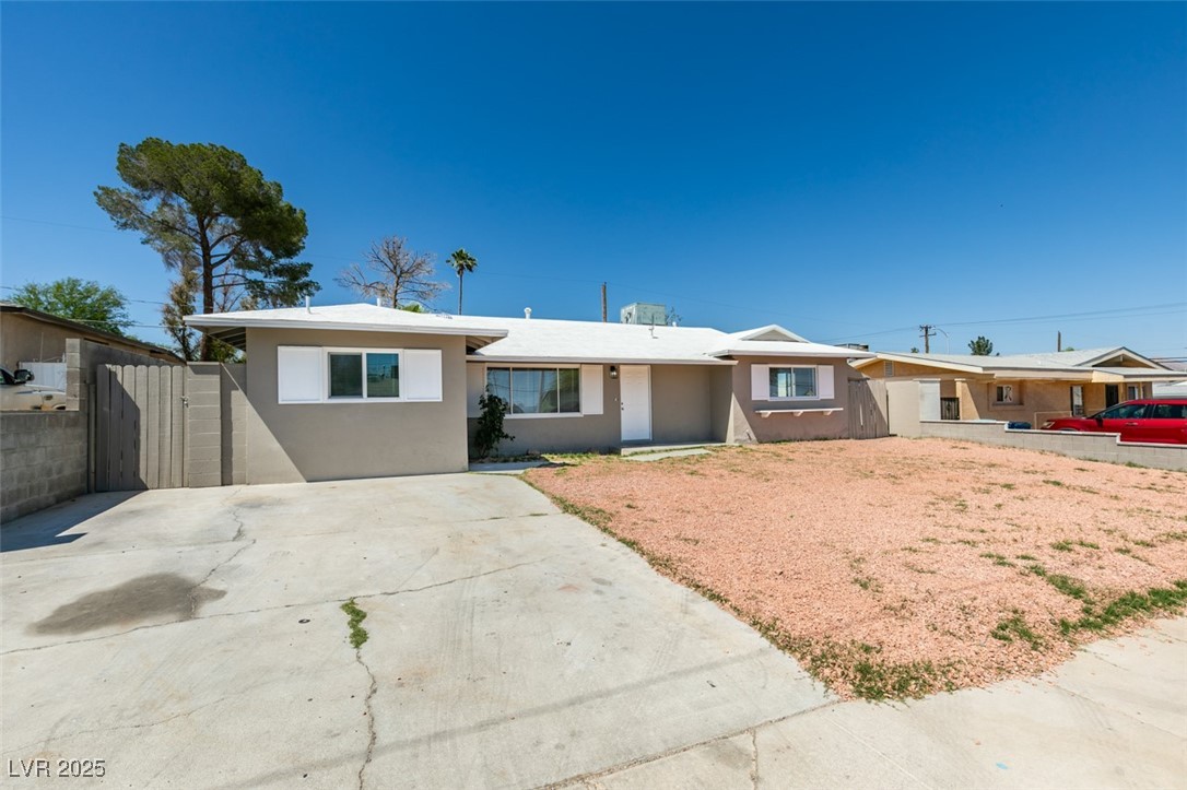 1825 Howard Avenue Property Photo 1